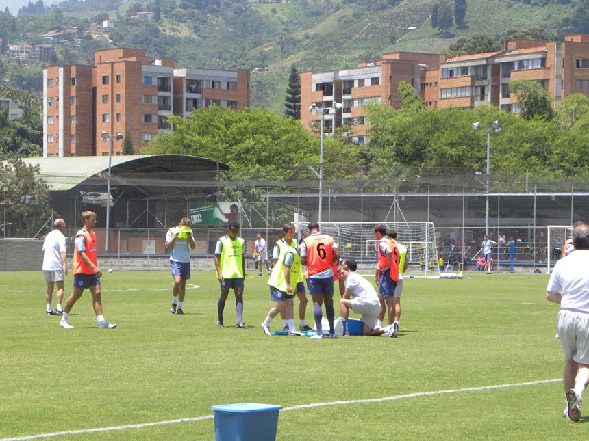 A break in training for the players.